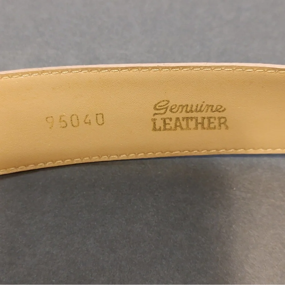 Genuine leather snakeskin pattern light brown fashion belt buckle belt